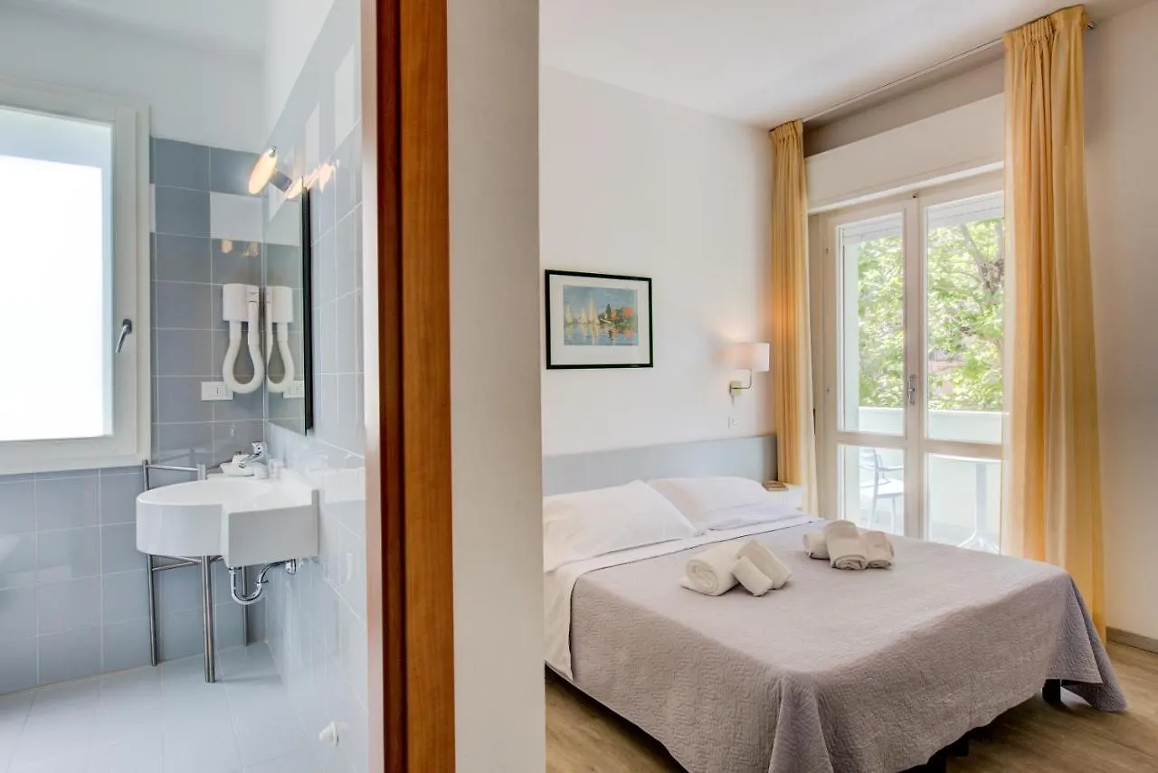 Hotel Ivano Rimini 3*,  Italy